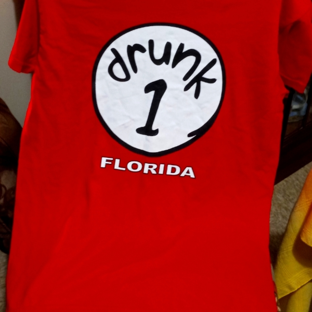 Tee shirt